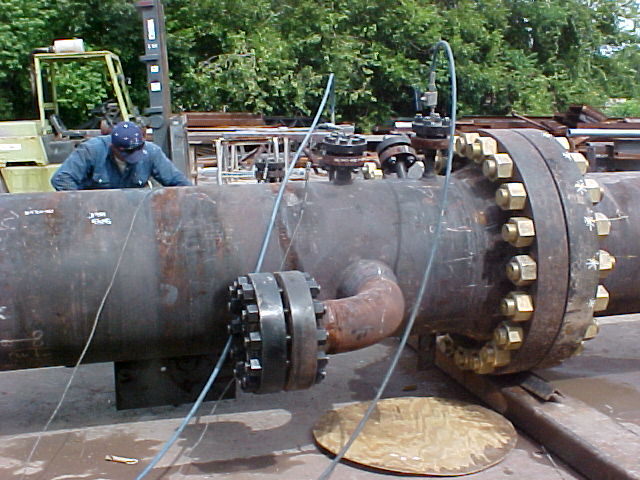 High-temperature metal fabrication for flare service
