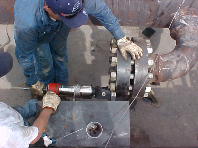 Structural steel field work and bolt removal