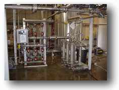 Shop-fabricated modular compressor skid package